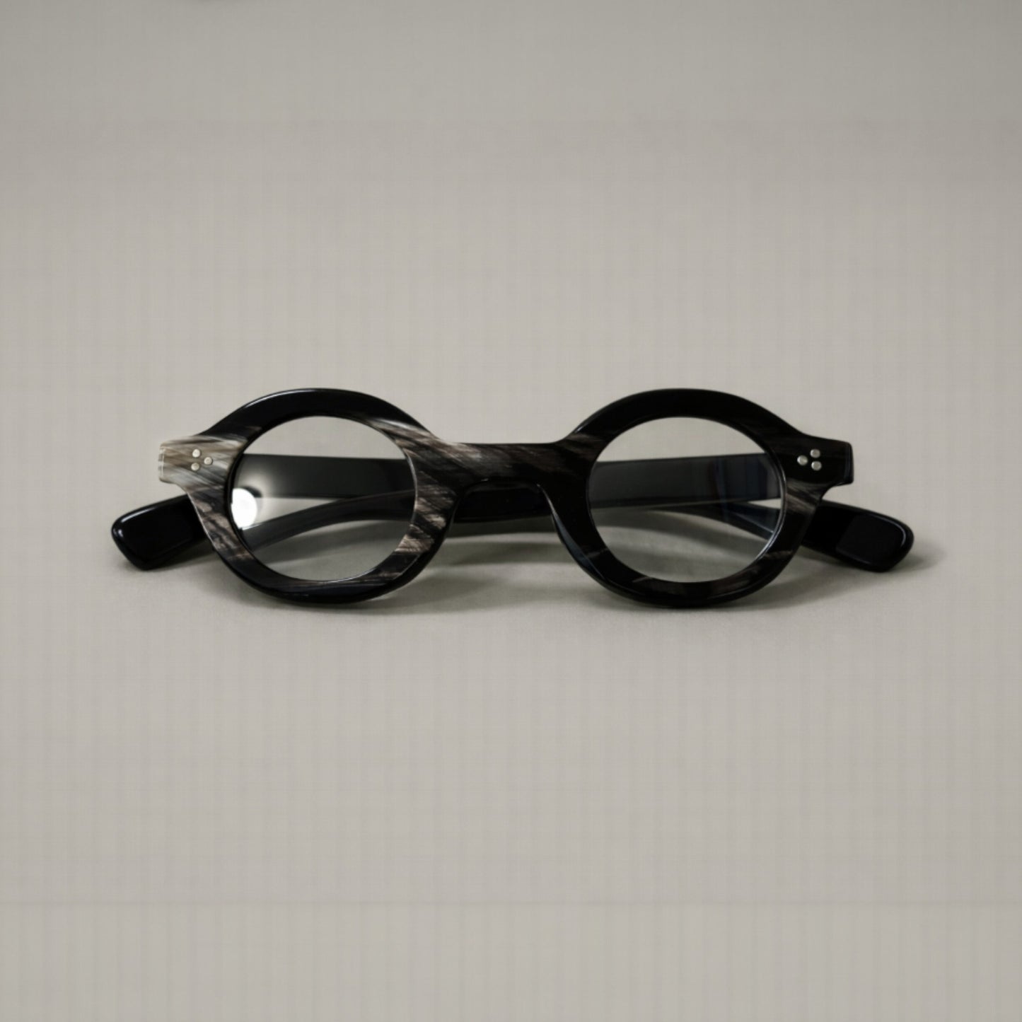 Natural Horn Heritage Round Frames — Artisan Handcrafted Bull Horn Optical Eyewear
